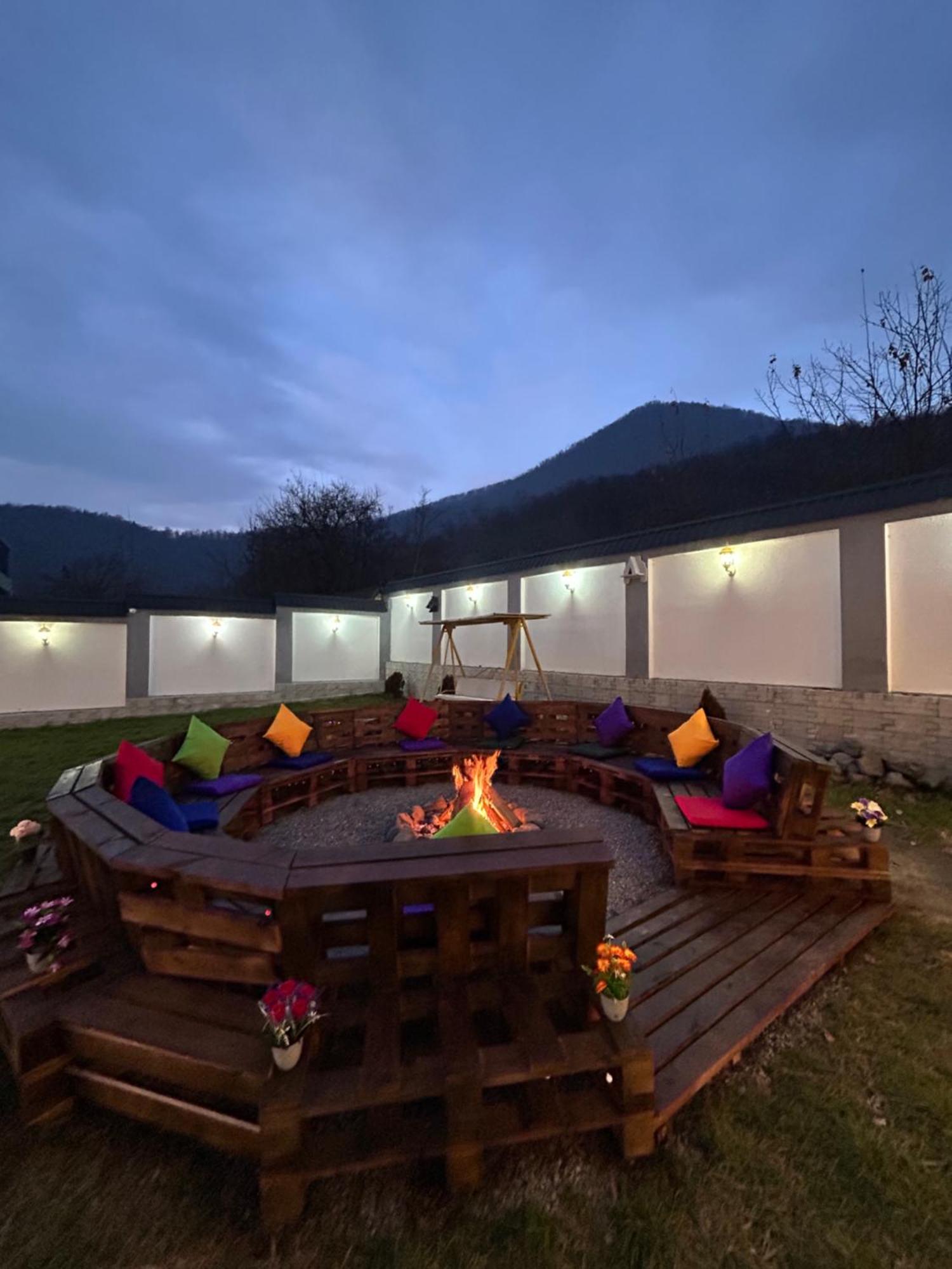 Qafqaz Mountside Chalet 盖贝莱 外观 照片